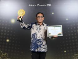 Pemkab Pinrang Raih Penghargaan Pratama Universal Health Coverage Dari Menteri Koordinator Pemberdayaan Masyarakat